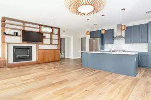 387 Commercial St, Portland, ME 04101 - Photo 1