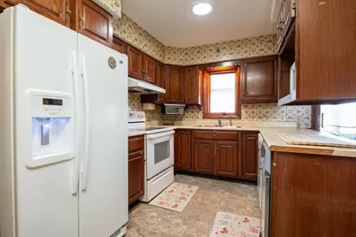 24 Highland Avenue, Lewiston, ME 04240 - Photo 5