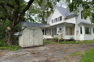 43 Washburn St, Caribou, ME 04736 - Photo 3