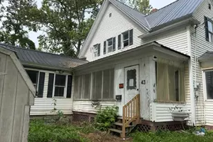 43 Washburn St, Caribou, ME 04736 - Photo 1