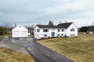 25 Webber Dr, Hermon, ME 04401 - Photo 1