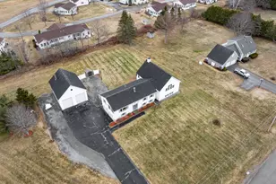 25 Webber Dr, Hermon, ME 04401 - Photo 7