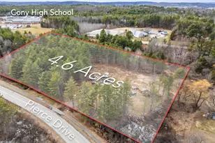 122 Pierce Dr, Augusta, ME 04330 - Photo 1
