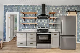 17 4 Rod Rd, Warren, ME 04864 - Photo 1