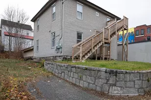 129 Washington St, Rumford, ME 04276 - Photo 3