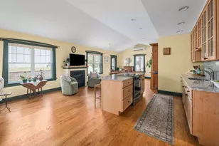 64 Village Dr, Eliot, ME 03903 - Photo 5