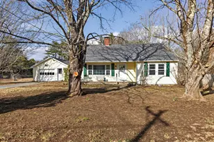 198 Medomak Rd, Bremen, ME 04551 - Photo 1