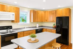 14 Eastfield Rd, Cape Elizabeth, ME 04107 - Photo 13