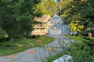 14 Eastfield Rd, Cape Elizabeth, ME 04107 - Photo 1