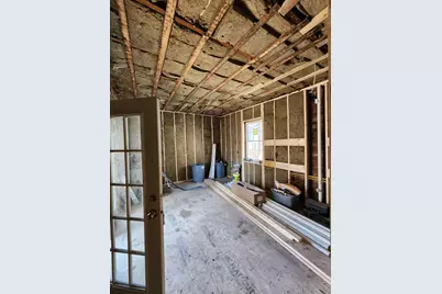 64 Jefferson Street, Bangor, ME 04401 - Photo 15