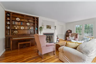 847 Middlesex Road, Topsham, ME 04086 - Photo 9