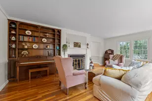 847 Middlesex Rd, Topsham, ME 04086 - Photo 9