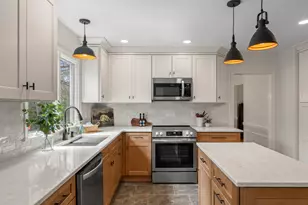 847 Middlesex Rd, Topsham, ME 04086 - Photo 15