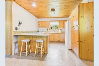 1021 S Shore Road, Madawaska, ME 04783 - Photo 3
