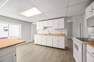 22 Ash St, Waterville, ME 04901 - Photo 7