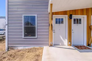 65 Dougherty Ct, Portland, ME 04102 - Photo 1