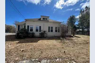 1071 Clinton Avenue, Benton, ME 04901 - Photo 3