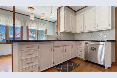 30 Washington Street, Caribou, ME 04736 - Photo 5