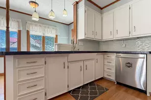 30 Washington St, Caribou, ME 04736 - Photo 5