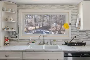 45 Sherwood Dr, Augusta, ME 04330 - Photo 11