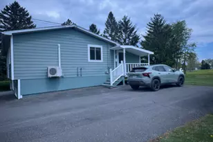 173 Lynn St, Van Buren, ME 04785 - Photo 3