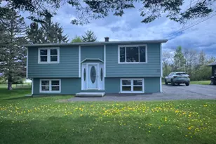 173 Lynn St, Van Buren, ME 04785 - Photo 1