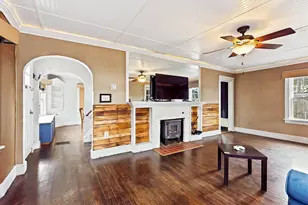 7 Donald St, Waterville, ME 04901 - Photo 9