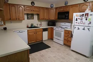 65 Smith St, Augusta, ME 04330 - Photo 15