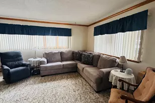 35 Leighton Ave, Limestone, ME 04750 - Photo 17