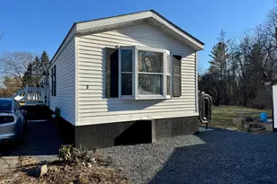 36 Main St, Detroit, ME 04929 - Photo 17