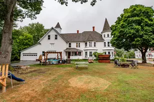 140 Hartland Ave, Pittsfield, ME 04967 - Photo 3