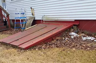 77 Connecticut Ave, Millinocket, ME 04462 - Photo 25