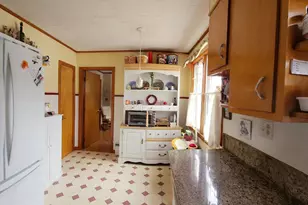 77 Connecticut Ave, Millinocket, ME 04462 - Photo 9