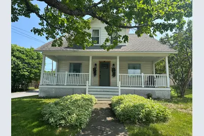 27 Dudley Street, Presque Isle, ME 04769 - Photo 3