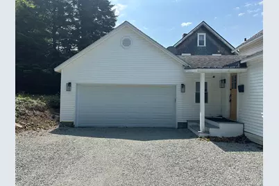 27 Dudley Street, Presque Isle, ME 04769 - Photo 5