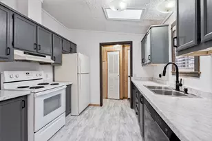 269 Summer St, Oakland, ME 04963 - Photo 13