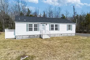 269 Summer St, Oakland, ME 04963 - Photo 9