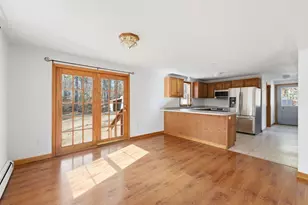 32 Balsam Dr, Waterboro, ME 04061 - Photo 9
