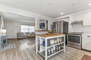60 Brown St, Kennebunk, ME 04043 - Photo 9