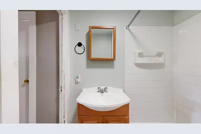 26 Holland Street, Lewiston, ME 04240 - Photo 23
