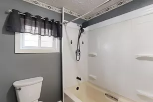 26 Holland St, Lewiston, ME 04240 - Photo 19