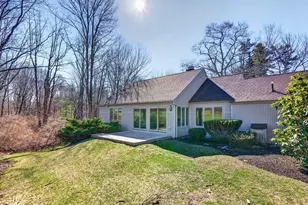 1 Wildwood Dr, Cape Elizabeth, ME 04107 - Photo 3