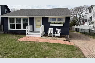 328 Ocean Avenue, Wells, ME 04090 - Photo 1