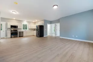 13 Glenview Dr, Sabattus, ME 04280 - Photo 5