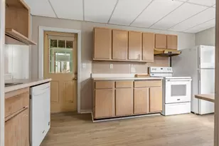 38 Jefferson St, Lewiston, ME 04240 - Photo 35