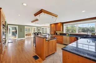 15 Thunder Rd, Saco, ME 04072 - Photo 9