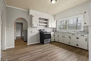 76 Maine Ave, Rumford, ME 04276 - Photo 17