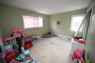 80-82 Summer St, Hampden, ME 04444 - Photo 15