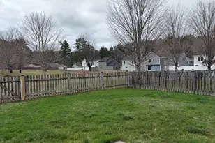 15 Forrestal Dr, Brunswick, ME 04011 - Photo 9