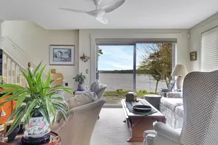 553 Main St, Wayne, ME 04284 - Photo 11
